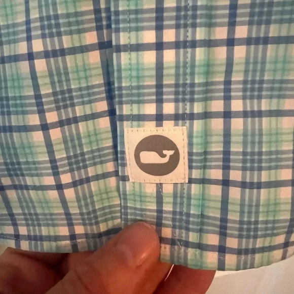 Vineyard Vines Performance Classic Fit Murray Shirt. Large. Nylon & Spandex. - Picture 5 of 7